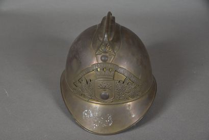 null Casque de sapeur-pompier mod.1895, de la ville de SCEAUX, laiton, matriculé...