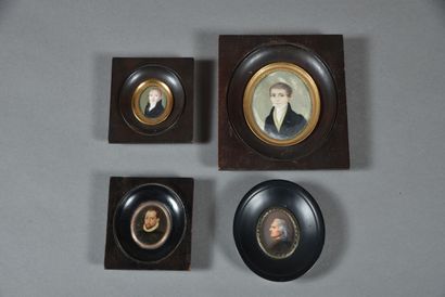 Quatre miniatures figurant des portraits...