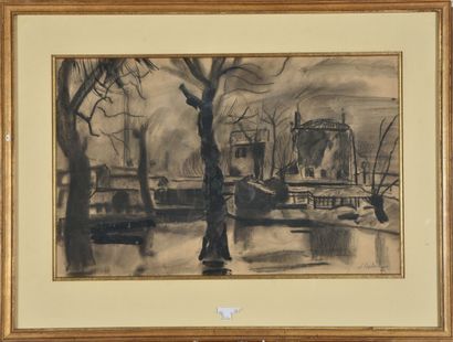 null Jacques LAPLACE (1885 1955)
Paysage
Fusain, signé en bas à droite 
A vue : H....