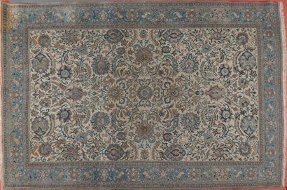 Persian carpet GHOM
Middle of the 20th century....
