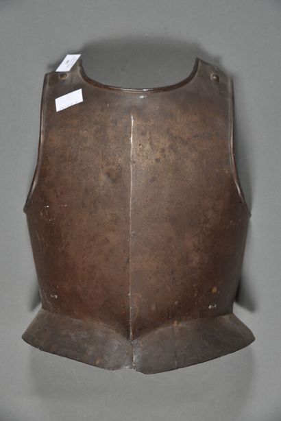 null Cuirasse, plastron ancien, en tôle, petite taille, belle patine ancienne, style...