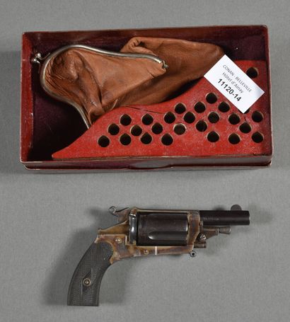 5-shot Bulldog type revolver, marked 