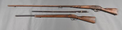 null Rifles canardières (2), one joined there a gun, bad state, 19°S., set of 3.