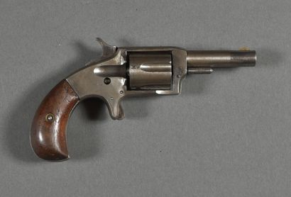 null Revolver marked "VICTOR 3. PAT MAYER 1876, 5-shot fluted barrel, smooth bore,...