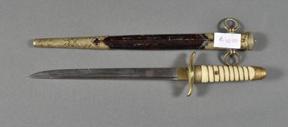 null JAPON. Marine impériale, dague MOD.1883, dorée, cheville bambou, fourreau cuir...