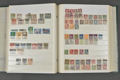 1 Classeur de divers timbres d'Europe et...