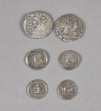 null PARTHES 
LOT of 2 TETRADRACHMES and 4 DRACHMES : MITHRIDATES II, PHRAATES IV,...
