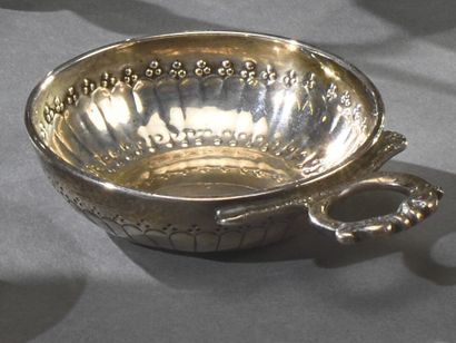 Silver wine cup decorated with gadroons,...