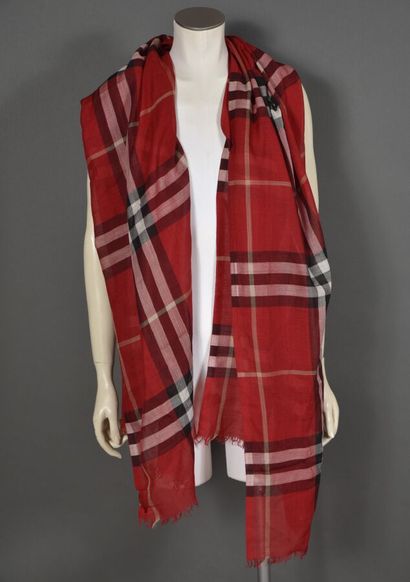 BURBERRY. Scarf in wool and silk, predominantly...