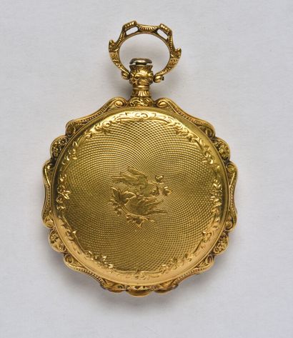 null Montre de col en or jaune 18K (750/oo), cadran rond à fond émaillé blanc (infimes...