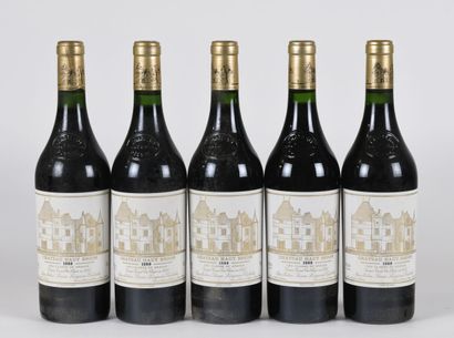 5 B CHÂTEAU HAUT-BRION (1 to 1.5 and 2 to...