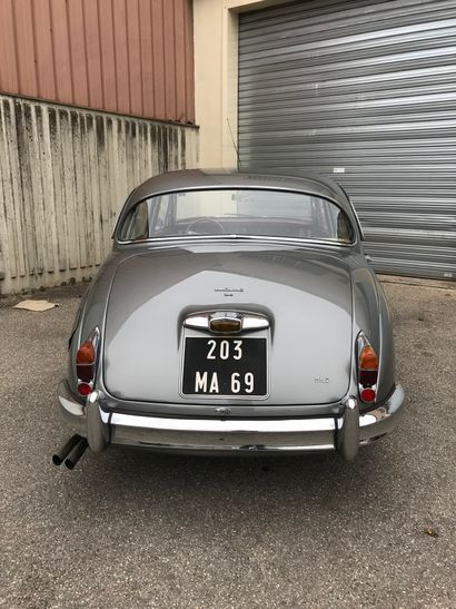 null JAGUAR MARK 2 3,8L de 1962
 date de 1ère mise en circulation 13.06.62, 28023...