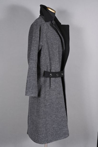 null Y'S, 
Manteau en lainage rayé en biais gris, noir, doublure noire, large col...