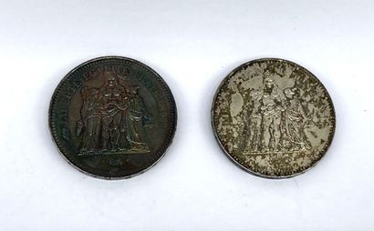 null Deux pièces de 50 francs argent Hercule 1977 et 1978.
Poids : 59,7 g

LOT VENDU...