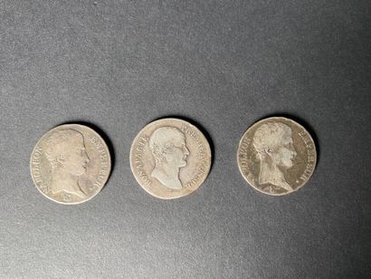 null Lot de trois pièces 5 Francs en argent comprenant :
-5 francs Napoléon Ier,...