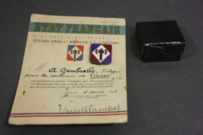 null Etat Français 1943, insigne du Secrétariat Général à l'Information et à la Propagande...