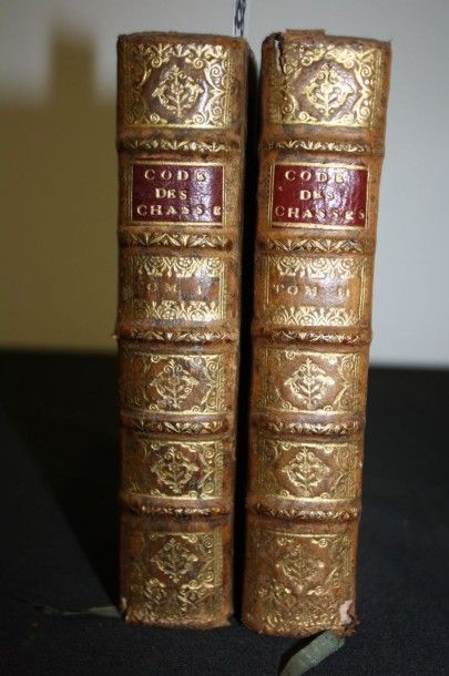 null Code des Chasses...Paris, Saugrain, 1734, 2 vol. in-12 basane mouchetée (Bibliothèque...