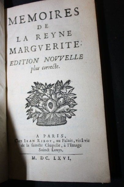 null Mémoires de la Reyne Marguerite.Edition Nouvelle plus correcte. Paris, 1666,...
