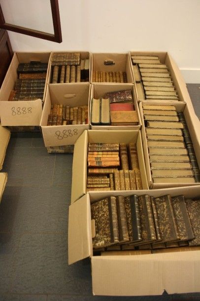 Cartons de reliures et livres anciens