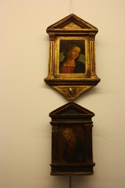 Deux icônes, buste de la Vierge et Vierge...