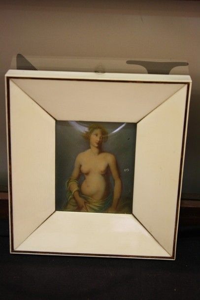 null Miniature, femme nue, signée Mary 
