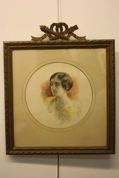 null Portrait de jeune fille, dessin, porte une signature et datée 7 janvier 191...