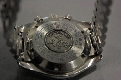 OMEGA OMEGA : Montre chronographe d'homme en acier, modèle "Speedmaster Profesional,...