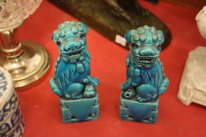 null Paire de chiens de phô émaillé bleu, Chine 