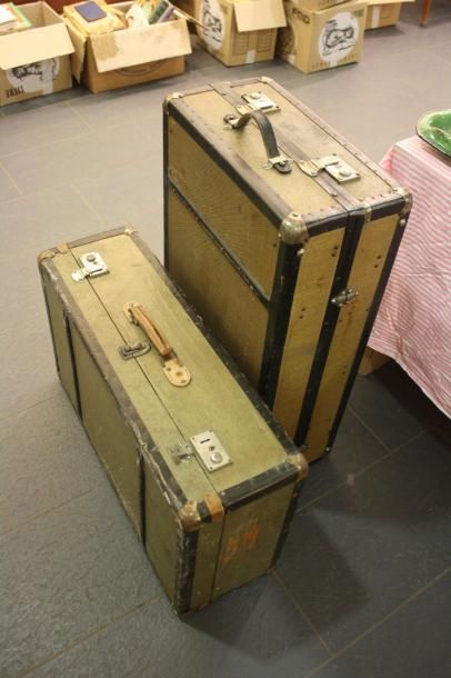 null Deux valises anciennes 