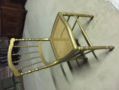 Un lot comprenant une chaise Napoléon III...