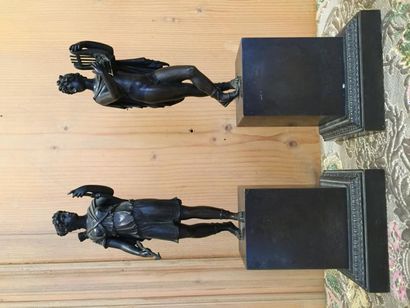  Artémis chasseresse et Orphée jouant de la lyre, paire de statuettes en bronze à...