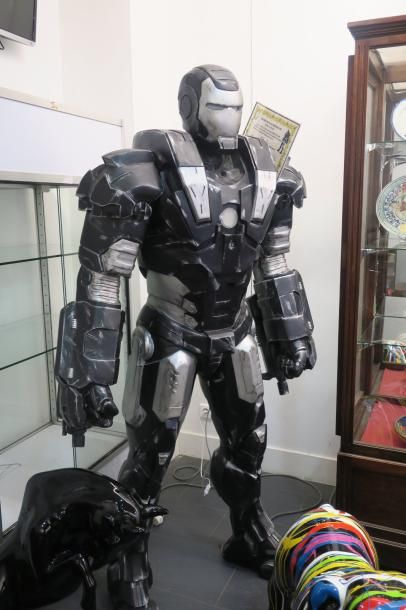 null Statue Iron Bot - War machine Grandeur nature

Exemplaire unique

1,90 x 0.87...