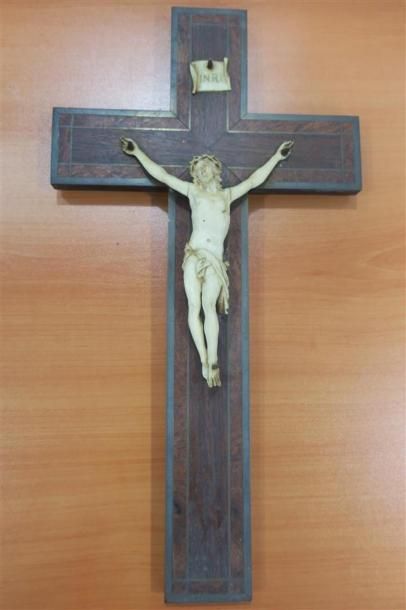 null Christ H. 17 cm XIXème Croix H. 40 cm