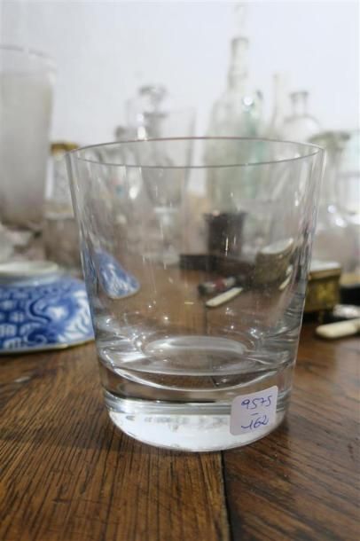 null Baccarat, petit vase en cristal incolore