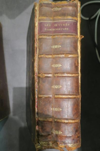 null Les oeuvres d'Ambroise Paré, édition à Paris 1628. 1 volume 