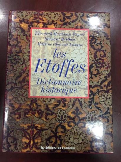 null Les Etoffes, dictionnaire historique. Un volume. usures. AU MIEUX.