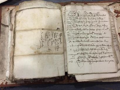null Important ensemble de parchemins du XVème siècle au XVIIIème siècle, archives...