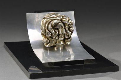 null Miguel Berrocal (1933-2006)
" Tête de Michèle "
Sculpture en métal nickelé....