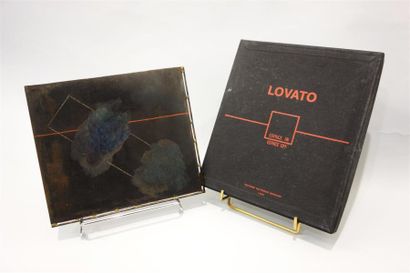 null Alain Lovato (né en 1943)
Livre-objet dans une emboitage carton (usures) comprenant...
