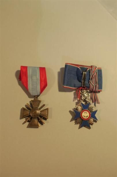 null France- Ordre pour la Patrie, pro patria, commandeur, et une croix de guerre...
