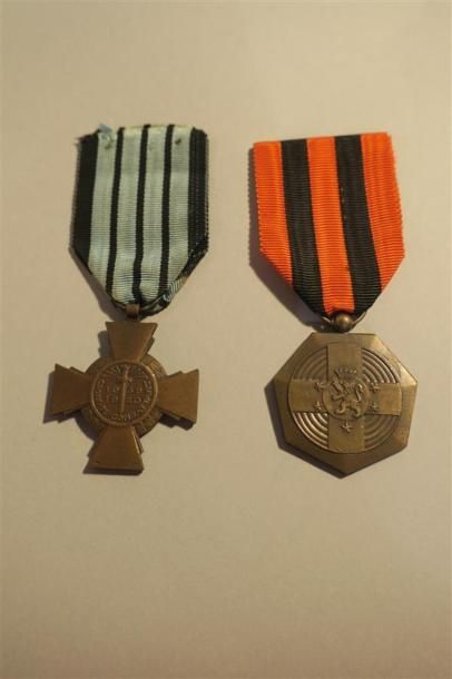 null France- Croix du combattant 39/40 et médaille de la campagne de hollande, lot...