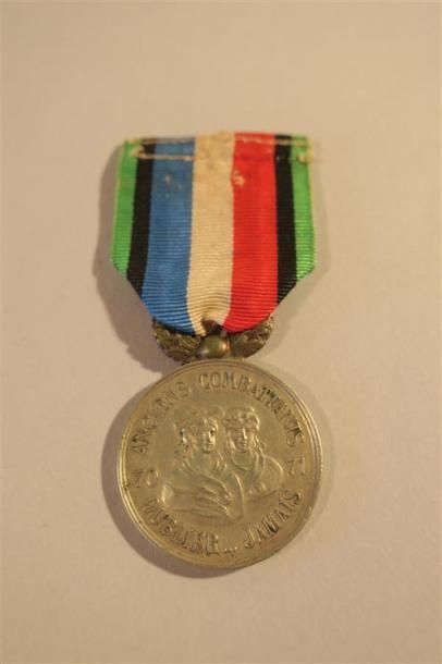 null France - Médaille des anciens combattants de ROUBAIX , guerre 1870, rare