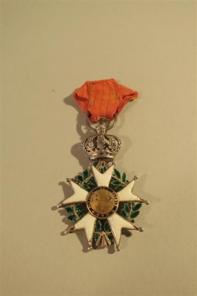 null France - Ordre de la légion d'honneur, croix de chevalier du 4° type à couronne...