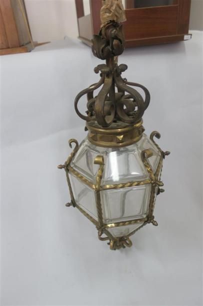 null Belle lanterne XIXème, en verre et bronze