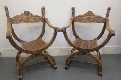 null Paire de fauteuils Dagobert en bois naturel, style Henri II 