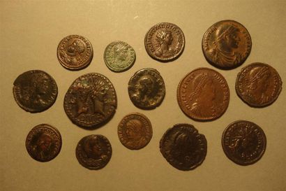 null LOT de 14 monnaies romaines en bronze et billon : Numerien, Carin,Delmace,Constantin,...