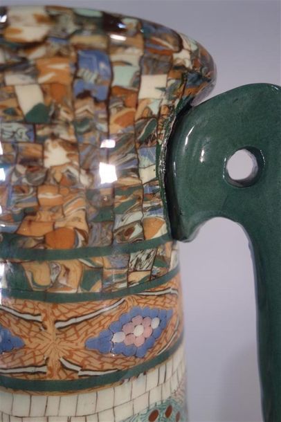 null Jean GERBINO (1876-1966) - VALLAURIS
Vase en céramique mosaïquée de couleurs...