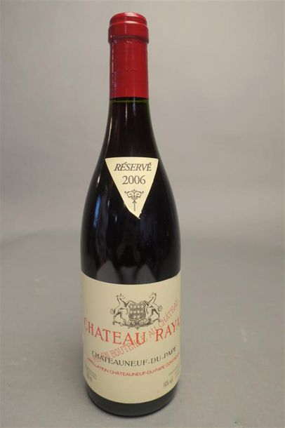 null 1 B CHATEAUNEUF DU PAPE Rouge Château Rayas 2006