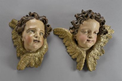 null Deux têtes d'ange en pendants, bois sculpté et repolychromé.
XVIIIème siècl...