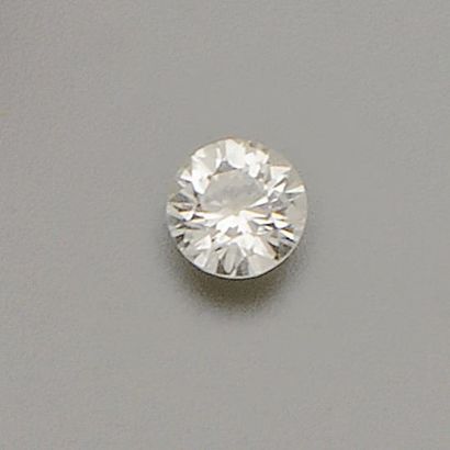 null Diamant non monté taille brillant pesant 3,27 carats, couleur F pureté SI1,...